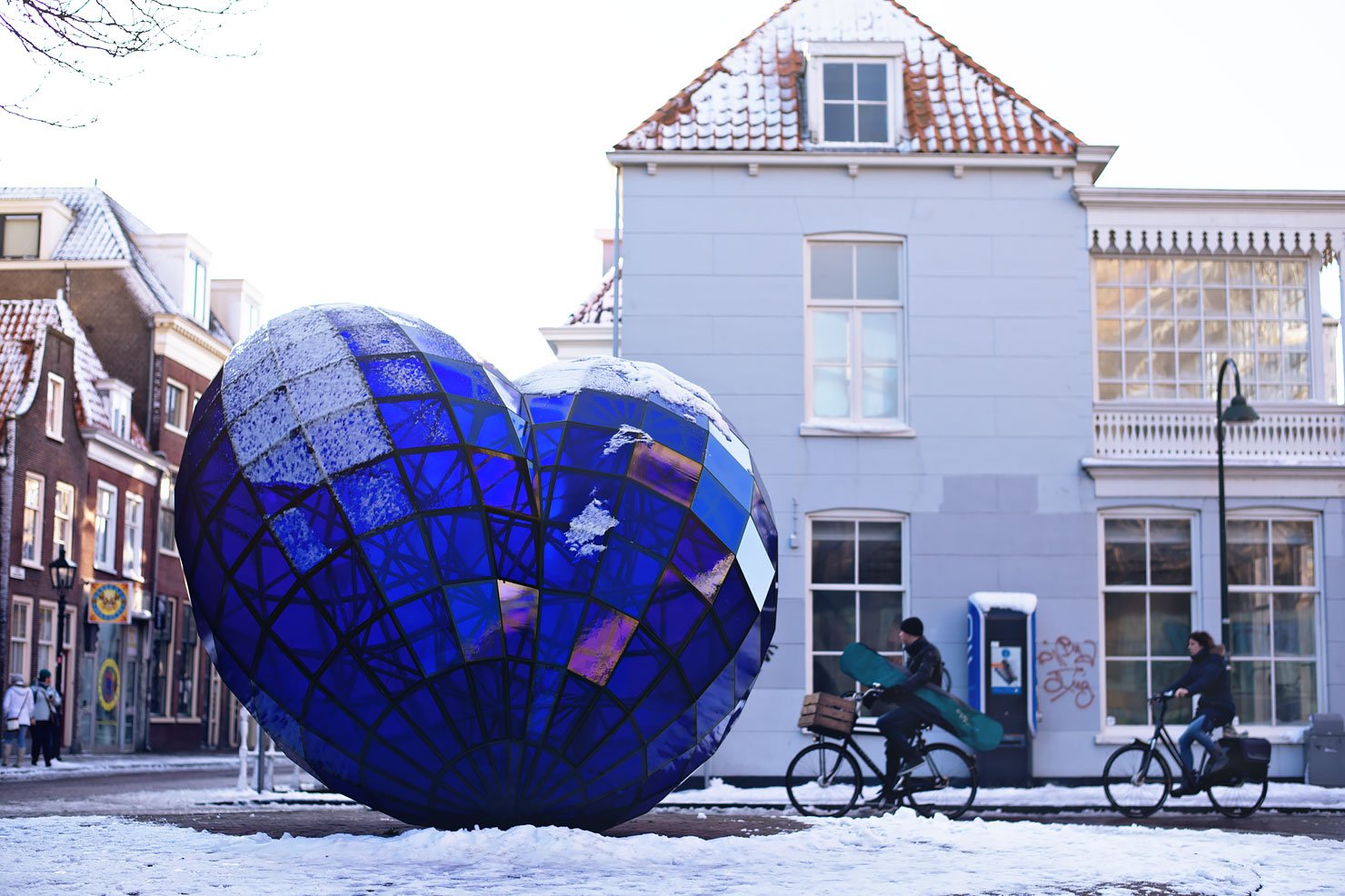 Het Blauwe Hart (The Blue Heart of Delft) by Marcel Smink in Delft, the Netherlands