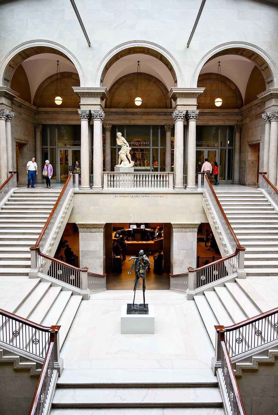 The Art Institute of Chicago Staircase. The 15 Best Things to Do and See in Chicago