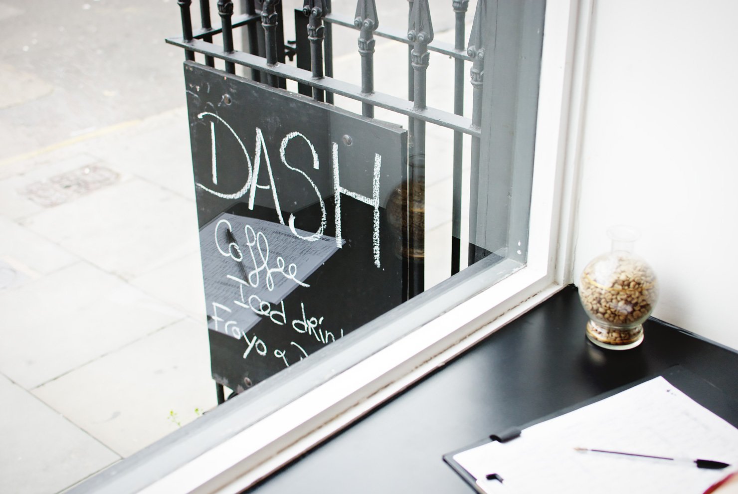 Coffee tasting (or cupping) at Drink, Shop & Dash - a new specialty coffee bar in King's Cross in London