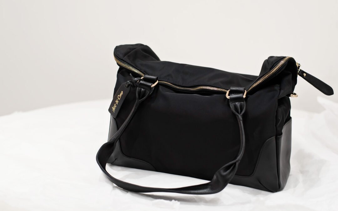 My new stylish camera bag: Aide de Camp (+ video)