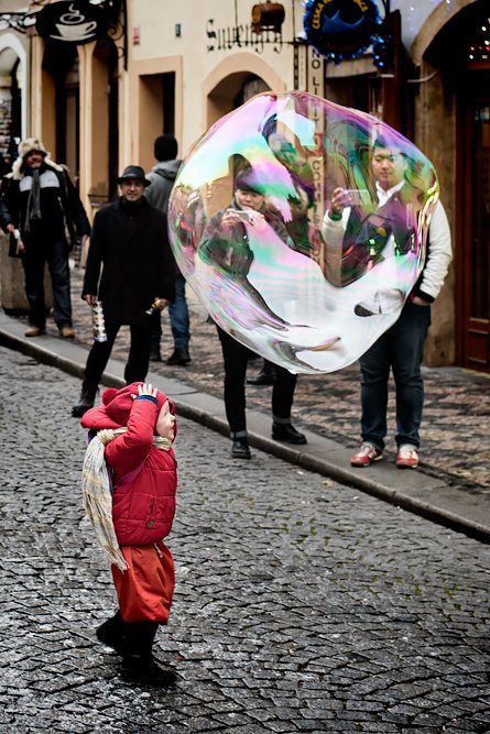 Bubbles in Prague. More photos and a video of Prague on Urban Pixxels.