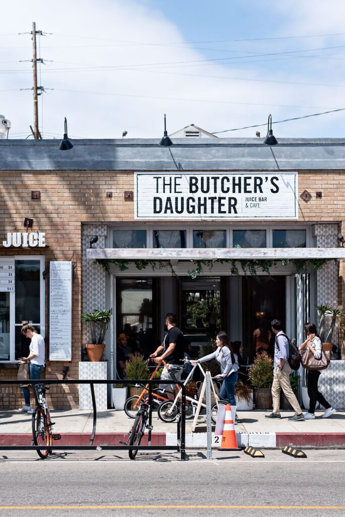 9 amazing & yummy places to eat healthy in Los Angeles - The Butcher's Daughter in Venice