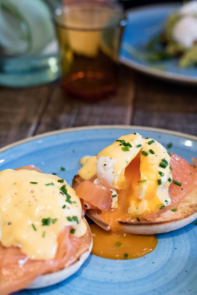 The Cambridge Street Kitchen | Amazing place for brunch in Pimlico, London. Eggs Royale.