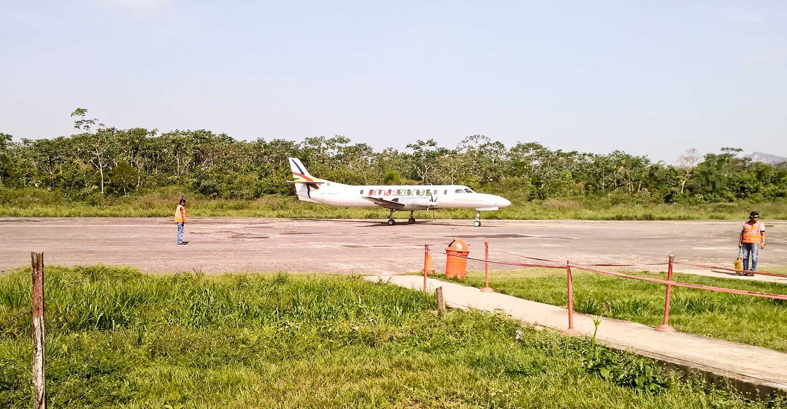 Rurrenabaque airport - welcome to the jungle
