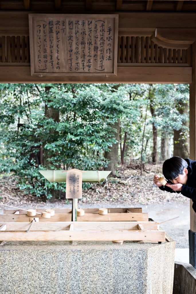 Favorite Things to Do & Places to Eat in Tokyo - Video & Photos on Urban Pixxels (urbanpixxels.com) | Water purification at the Meiji Shrine
