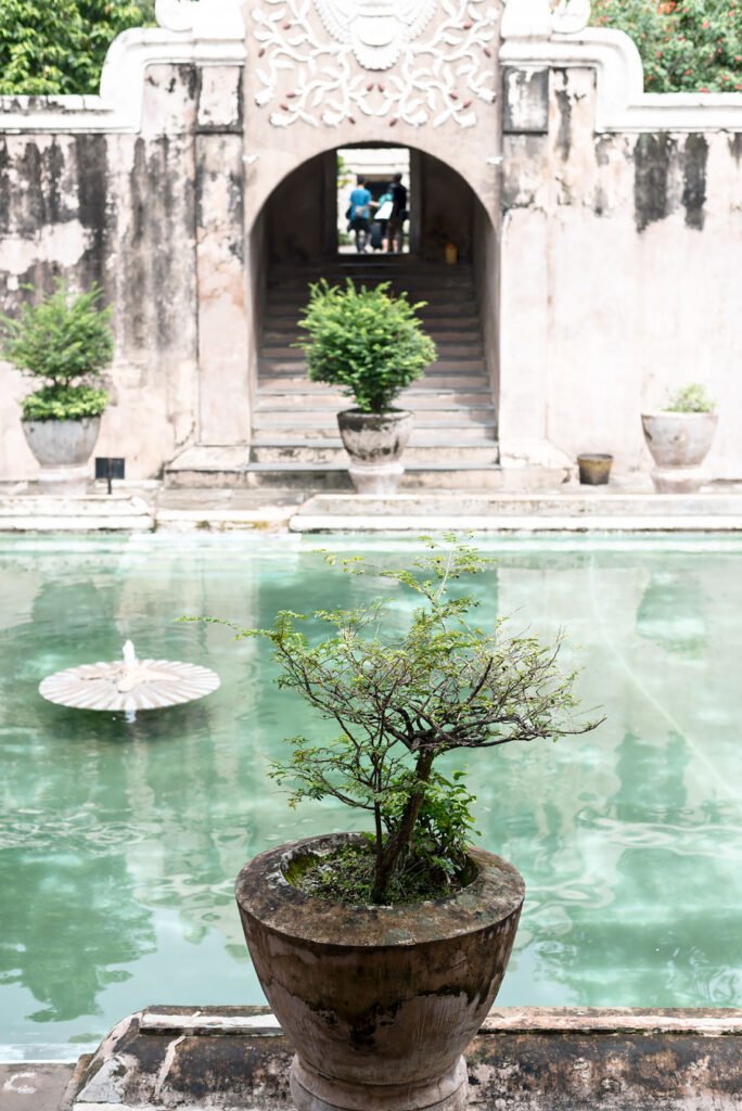 8 Interesting Things to Do and See in Yogyakarta | Water Castle Taman Sari