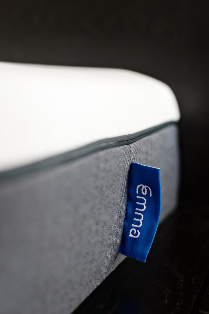10 tricks to turn your bedroom into your favourite boutique hotel - Review of the Emma Mattress