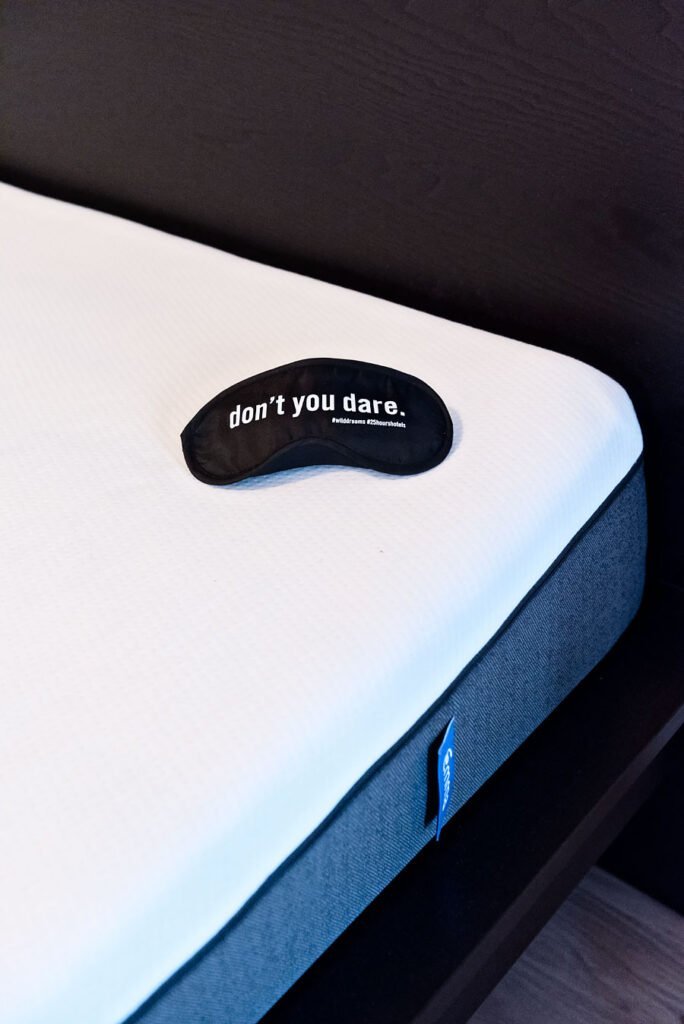 10 tricks to turn your bedroom into your favourite boutique hotel - Review of the Emma Mattress