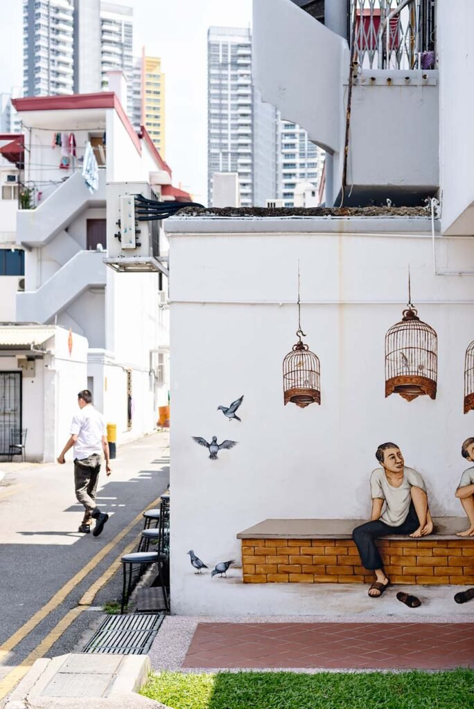 Ultimate Guide to the Best Places to Go, Eat and Stay in Singapore | Street art Tiong Bahru