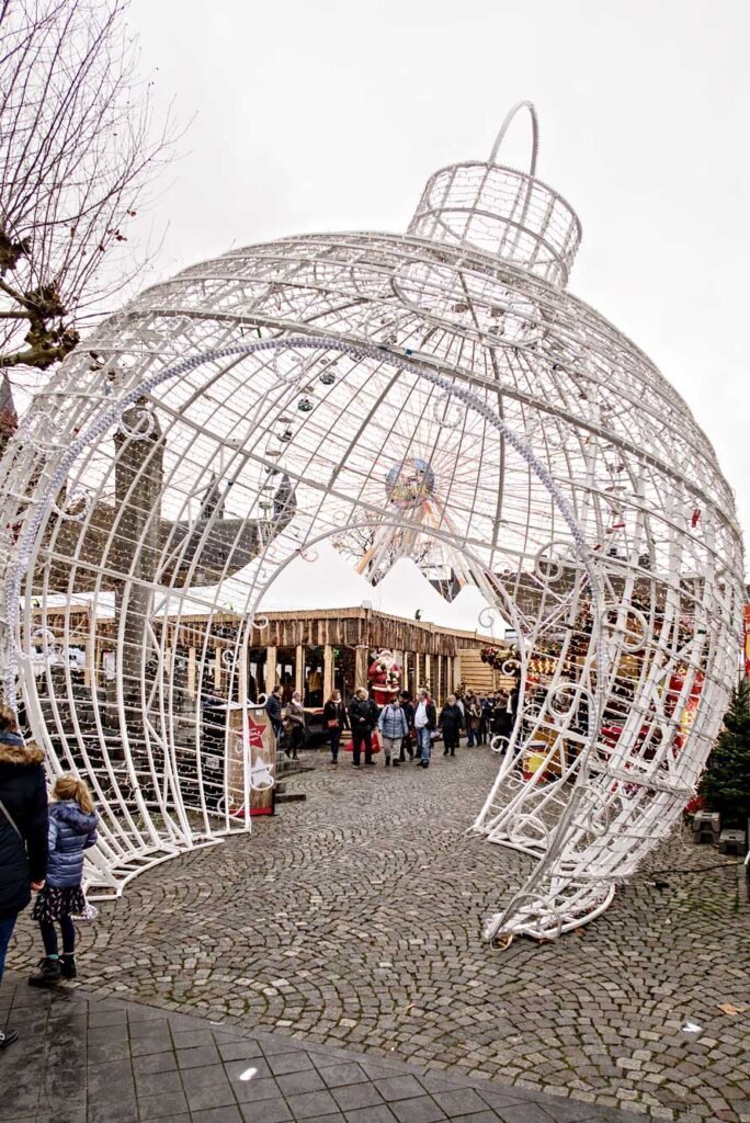 Magisch Maastricht met de kerstmarkt op het Vrijthof | Maastricht City Guide: wat te doen in Maastricht in december
