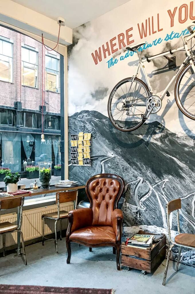 Lola Bikes &amp; Coffee in Den Haag