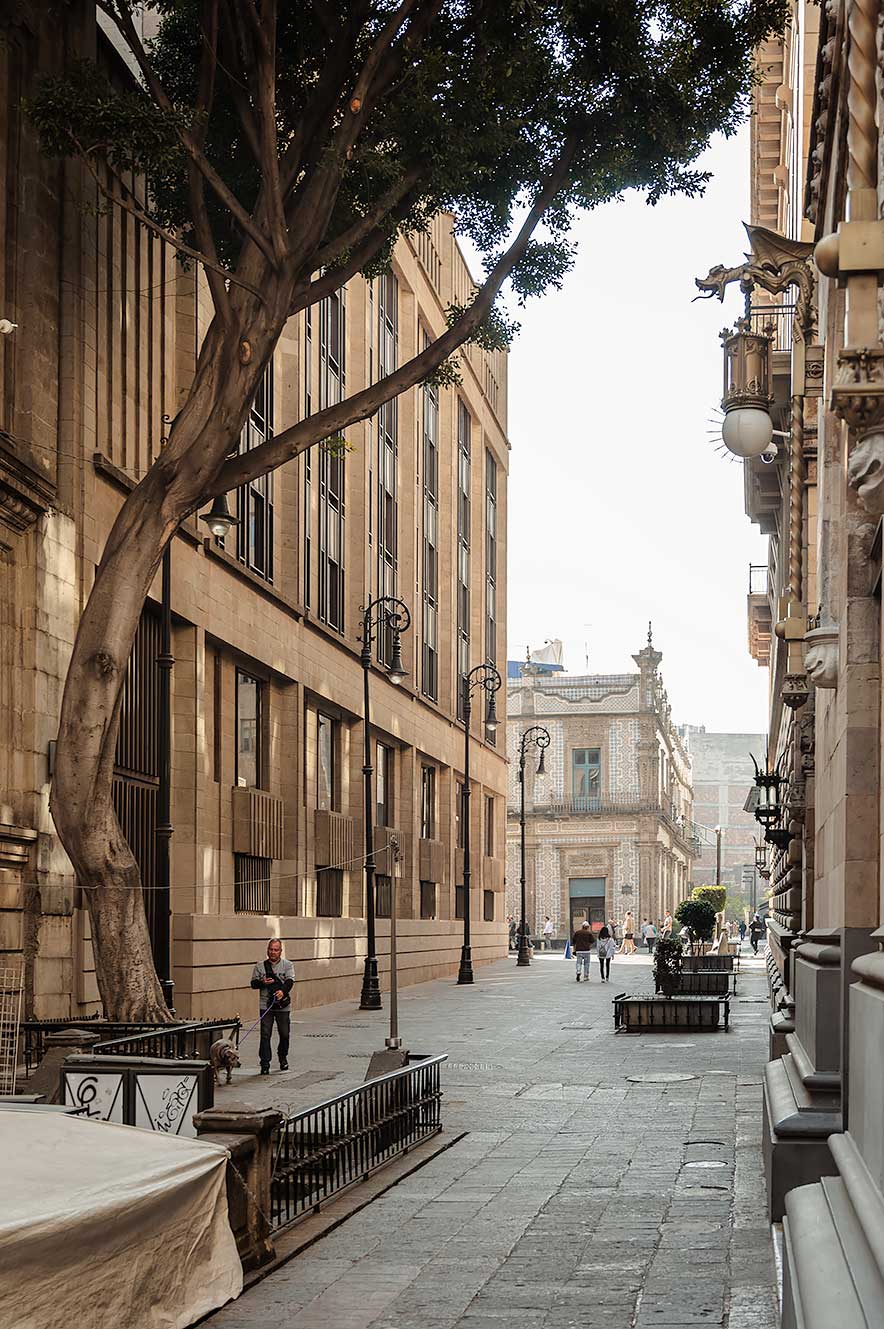 Street between Casa de los Azulejos and Palacio Postal in Mexico City